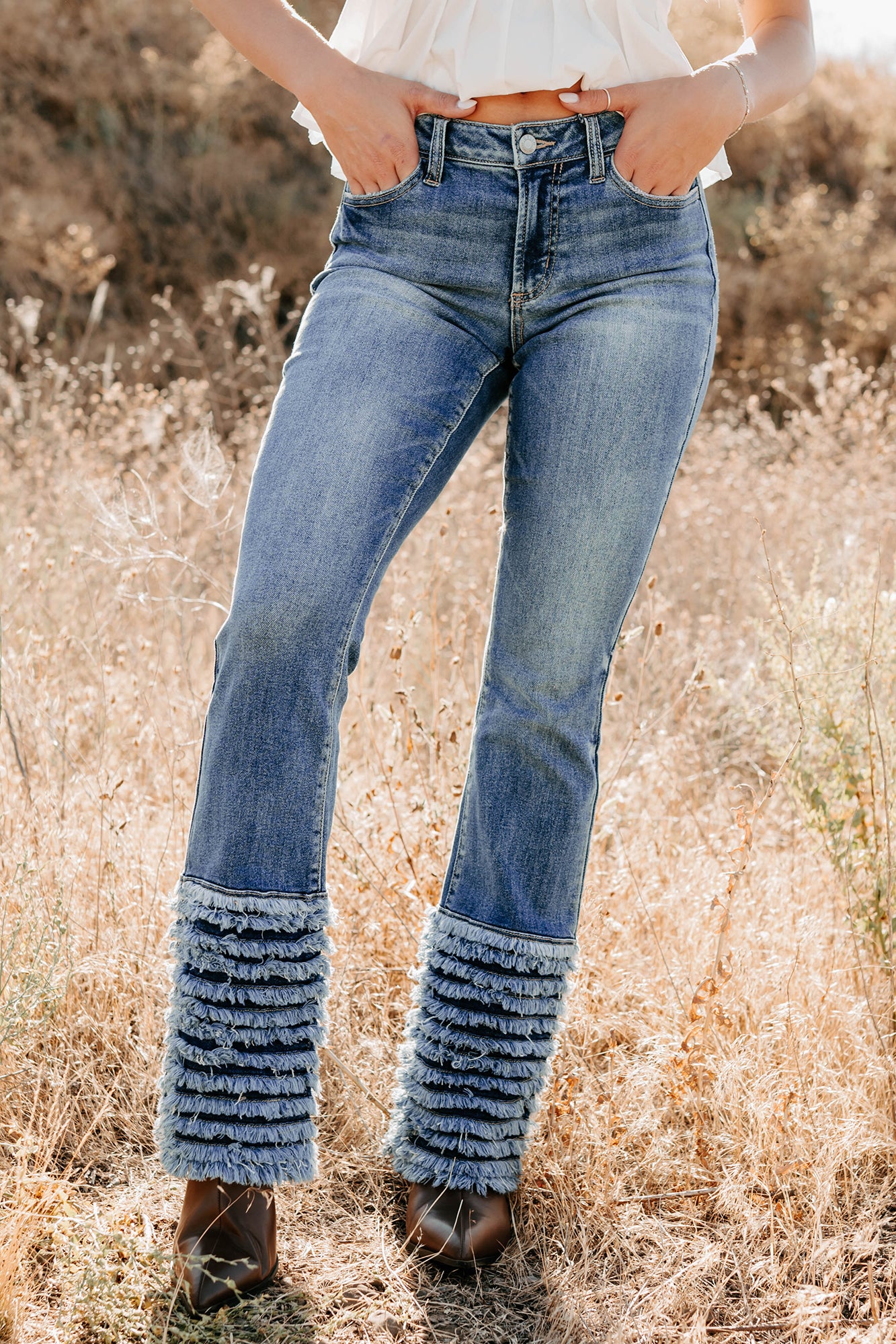 Vera Mid Rise Frayed Hem Cello Flare Jeans (Medium) - NanaMacs