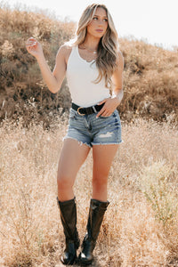 Daily Icon Notched Signature 8 Rib Knit Tank (Off White) - NanaMacs