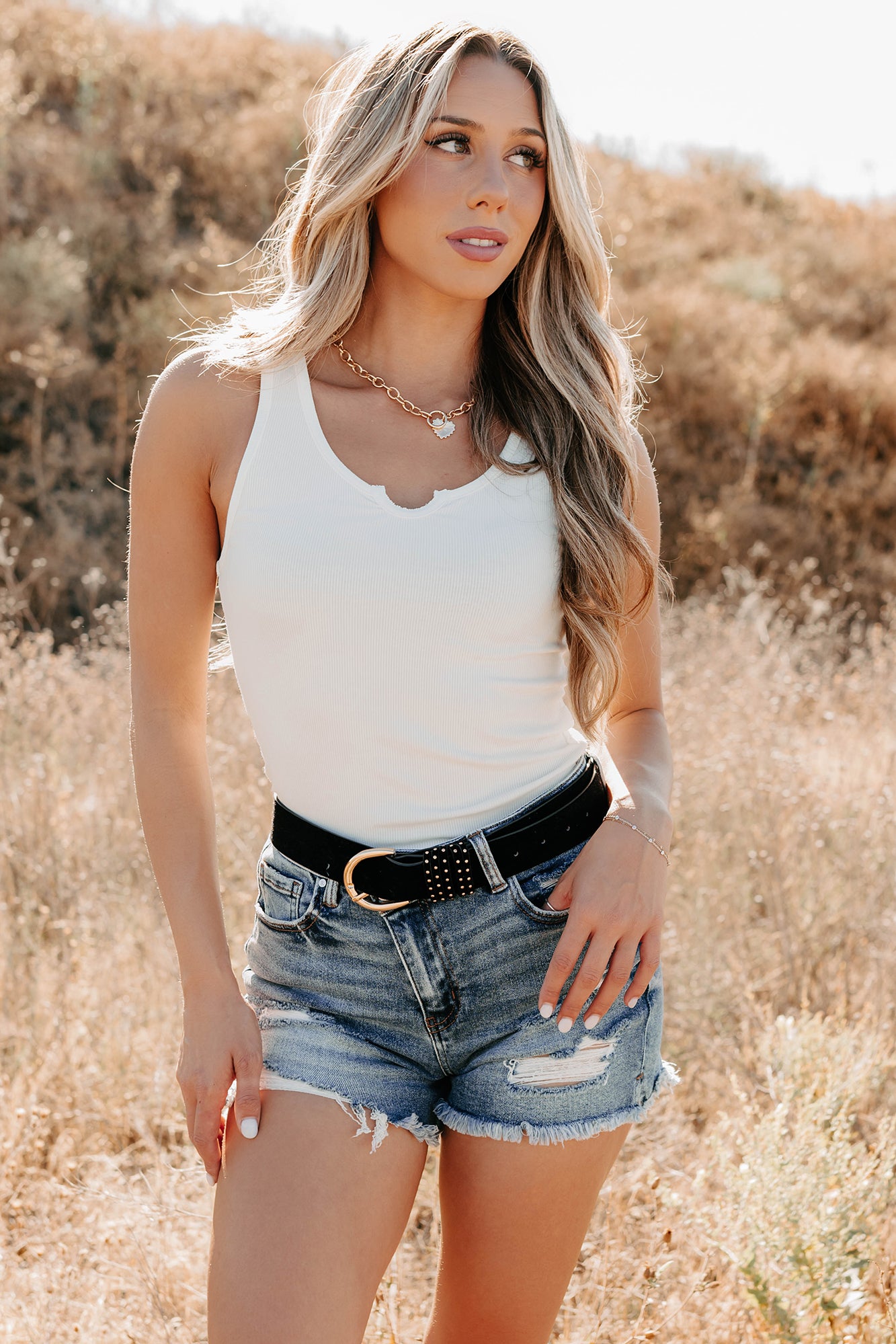 Daily Icon Notched Signature 8 Rib Knit Tank (Off White) - NanaMacs