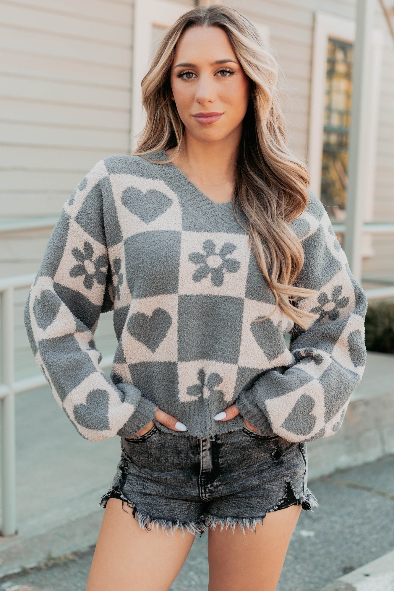 Dream Core Floral Checkered POL Sweater (Grey/Beige) - NanaMacs