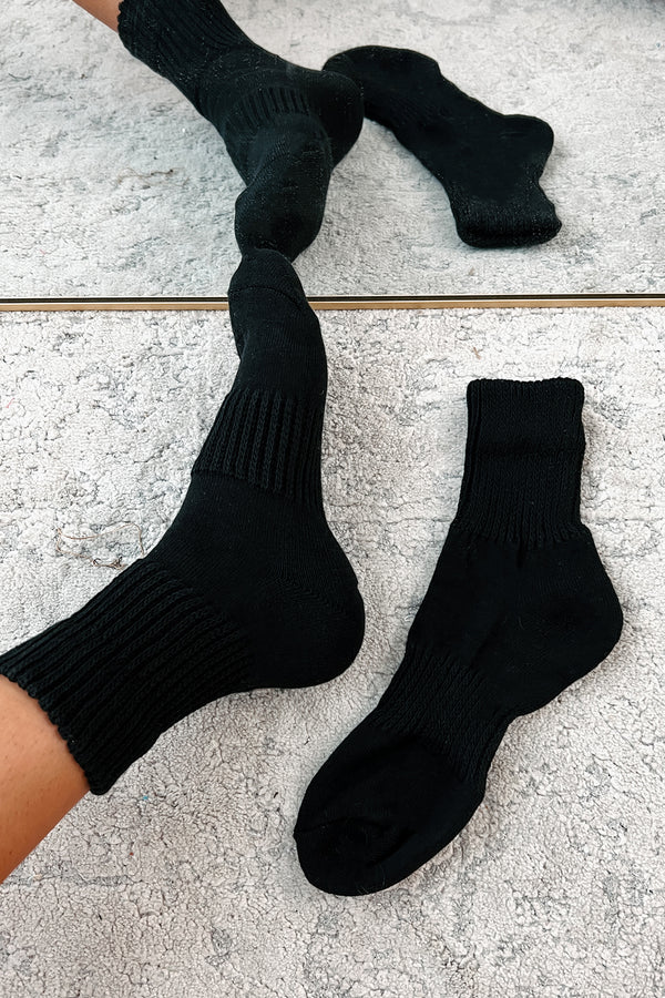 Wandering Feet Solid Quarter Socks (Black) - NanaMacs