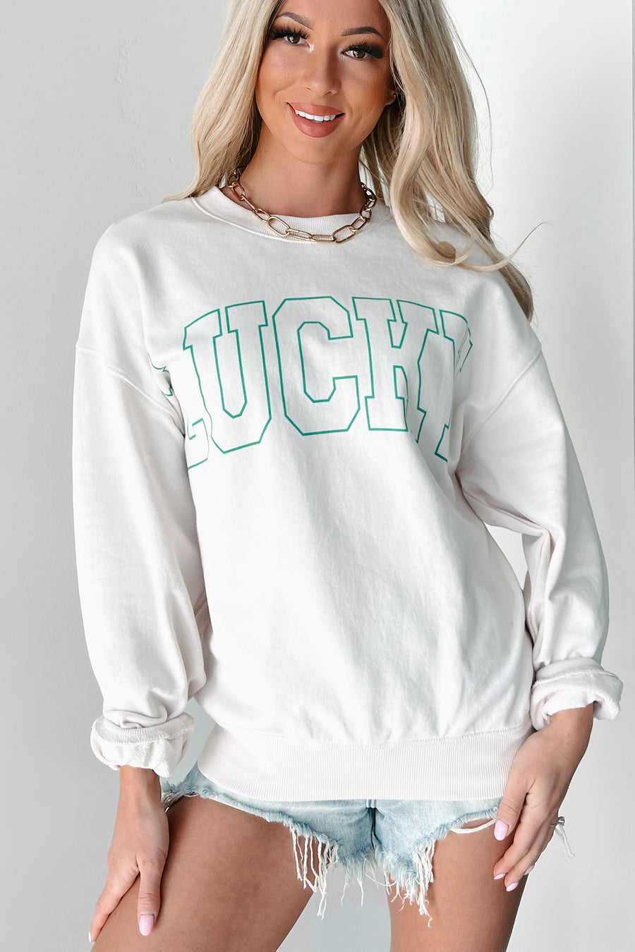 "I'm Already Lucky" Graphic Crewneck Sweatshirt (Ivory) - NanaMacs