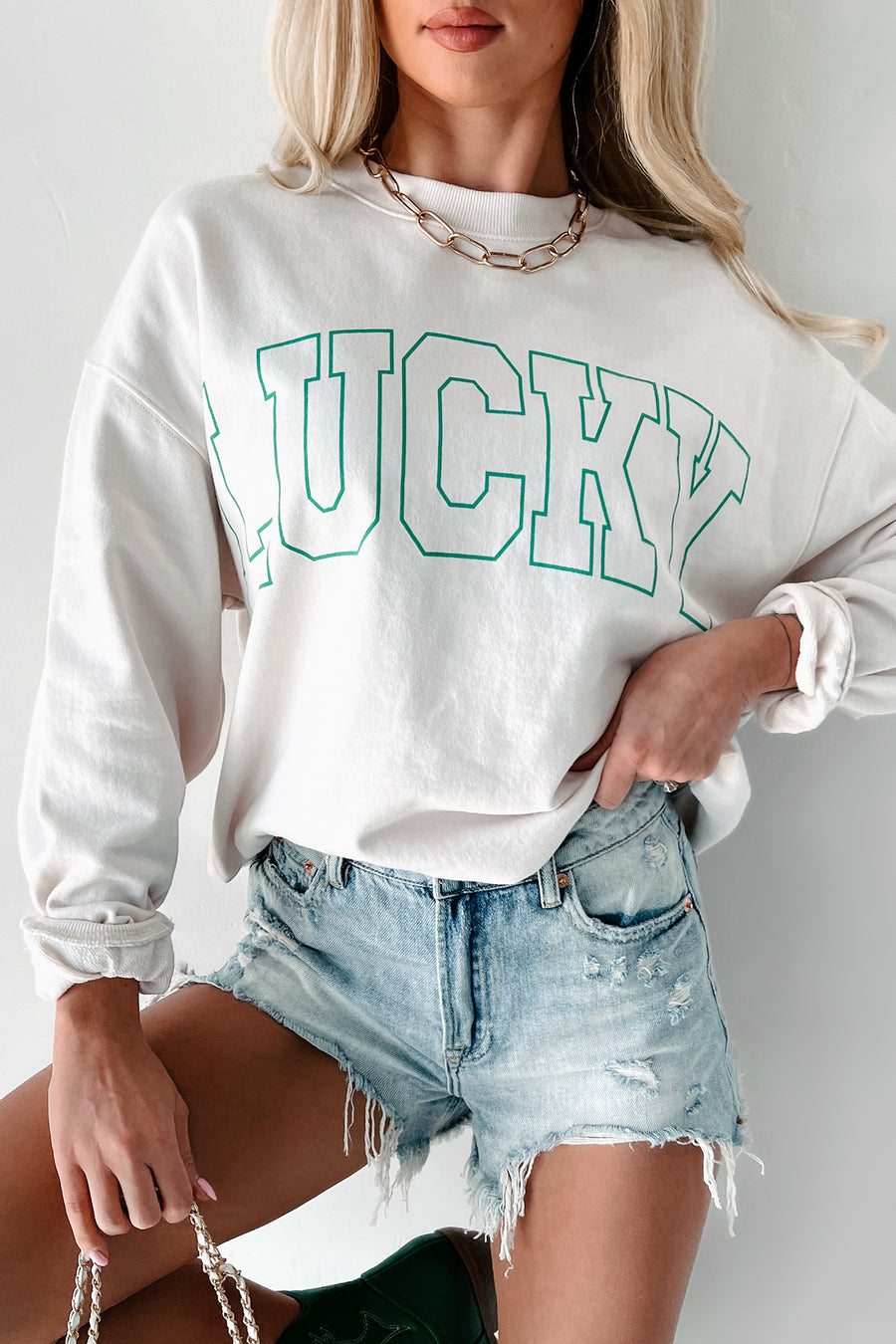 "I'm Already Lucky" Graphic Crewneck Sweatshirt (Ivory) - NanaMacs