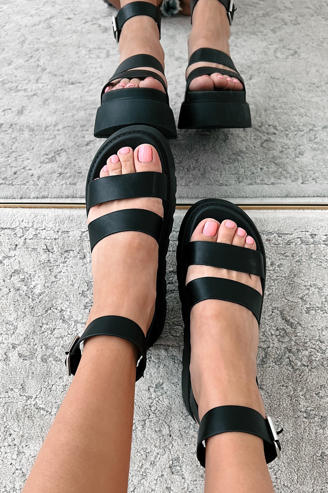 Walk Confidently Chunky Platform Sandals (Black) - NanaMacs