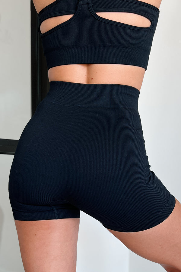 Nothing I Can't Handle Seamless Athleisure Set (Black) - NanaMacs