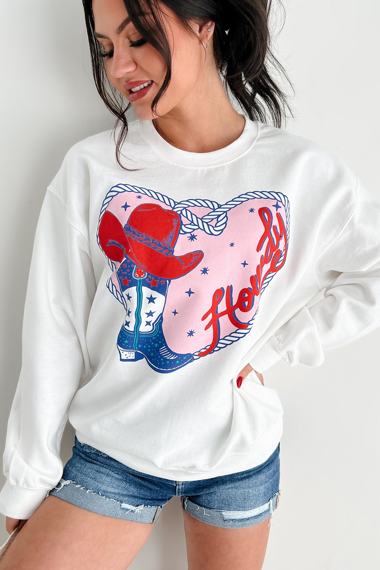 Howdy Romance Graphic Sweatshirt (White) - NanaMacs