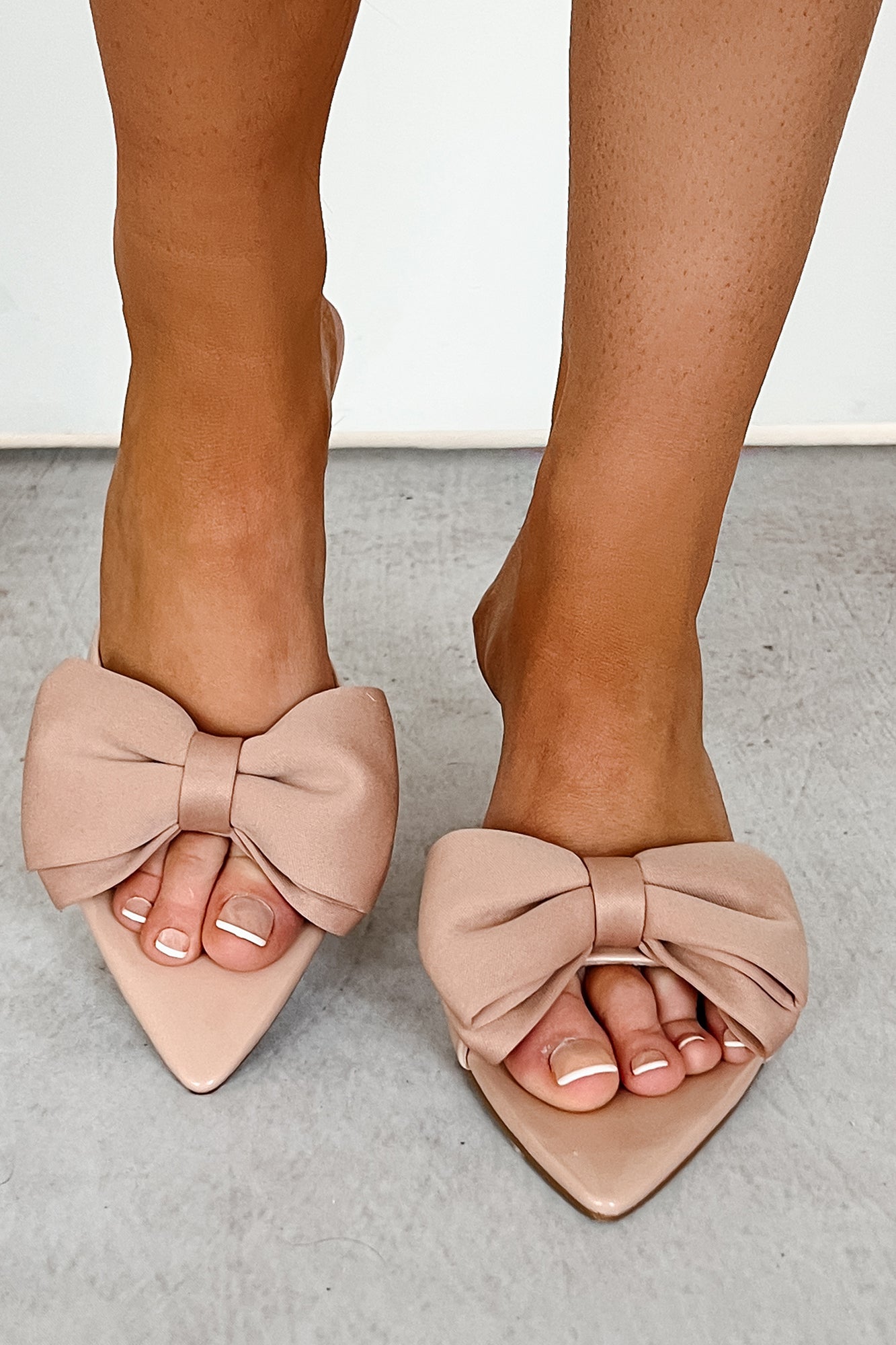 Dainty Steps Pointed Toe Bow Heels (Nude Patent) - NanaMacs