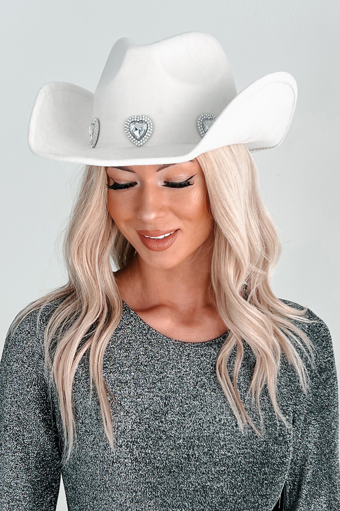 Small Town, Big Dreams Rhinestone Heart Cowboy Hat (Ivory) - NanaMacs