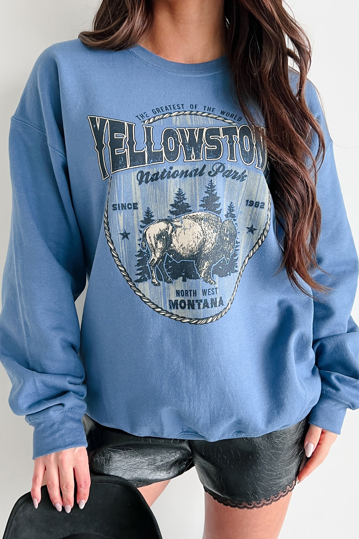 "Yellowstone National Park" Graphic Sweatshirt (Indigo) - NanaMacs