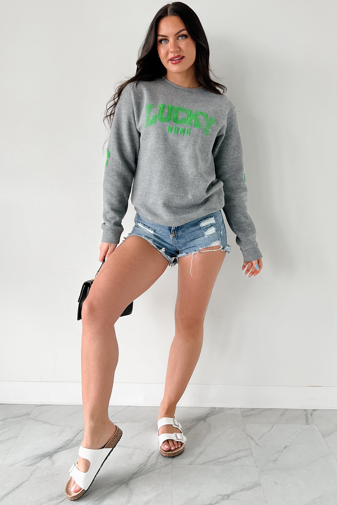 "LUCKY MAMA" Graphic Sweatshirt (Grey) - NanaMacs