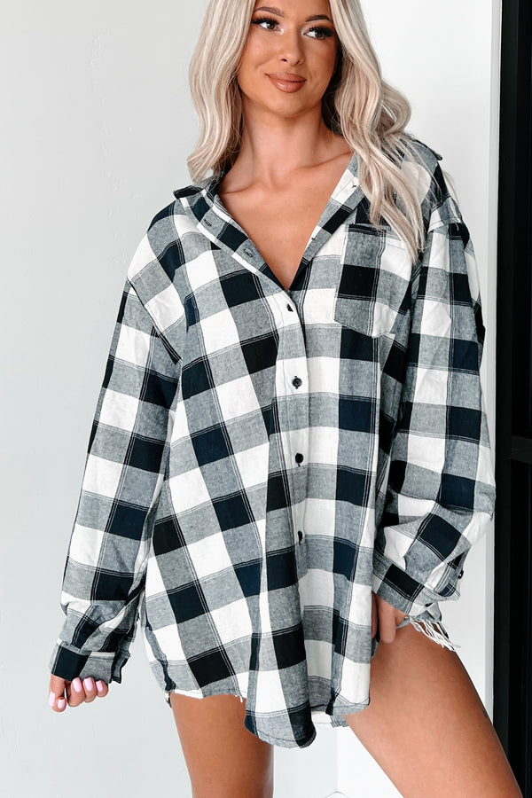 Just Being Myself Oversized Plaid Linen Shirt (Navy) - NanaMacs