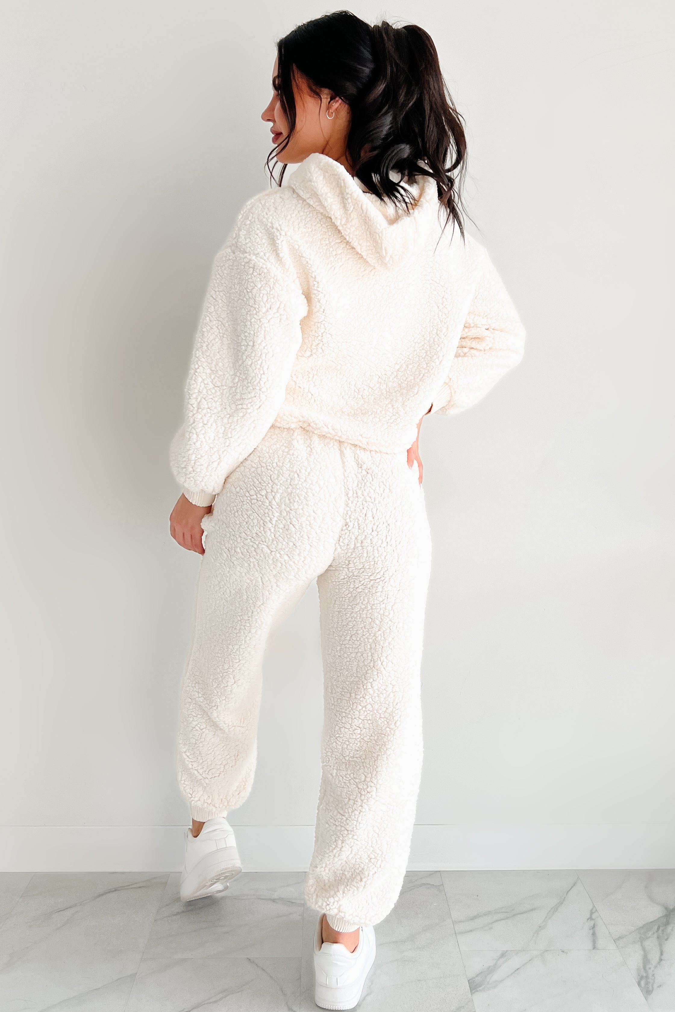 Cuddling Up Two Piece Fleece Lounge Set (Cream)