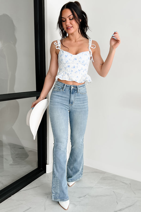 Grace In Every Step Sleeveless Floral Crop Top (White/Blue) - NanaMacs