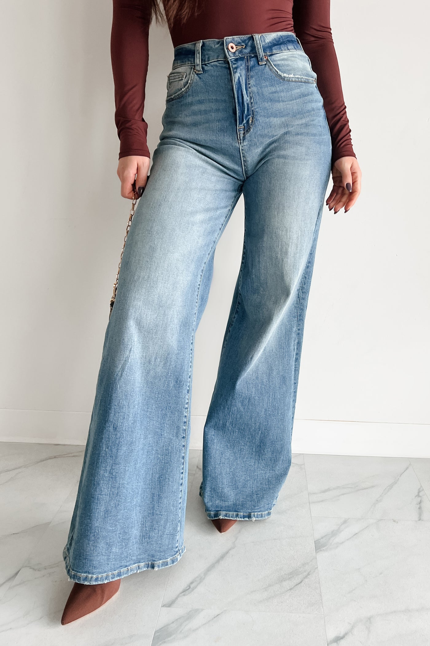 Mickie Special A High Rise Wide Leg Jeans (Medium) - NanaMacs