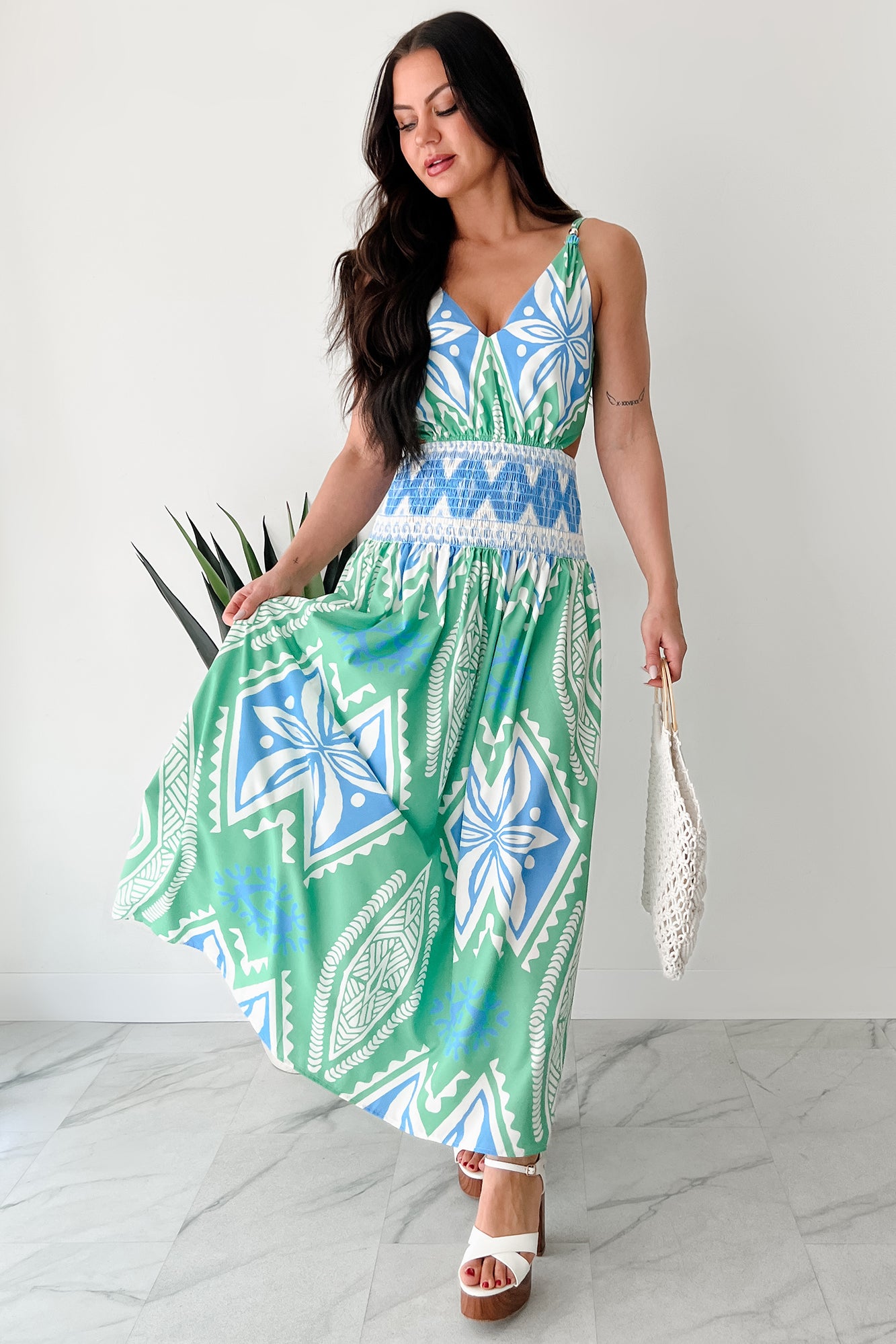 fitted lace wedding dress Women's Walking Tall Tropical Print Maxi Dress in Green fitted lace wedding dress Women's Walking Tall Tropical Print Maxi Dress in Green