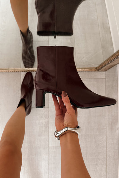 Starlet Status Glossy Pointed Toe Booties (Wine)