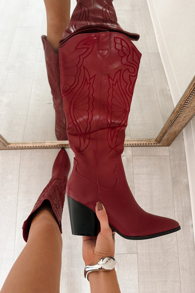 Fencepost Flirt Embroidered Western Boots (Wine)