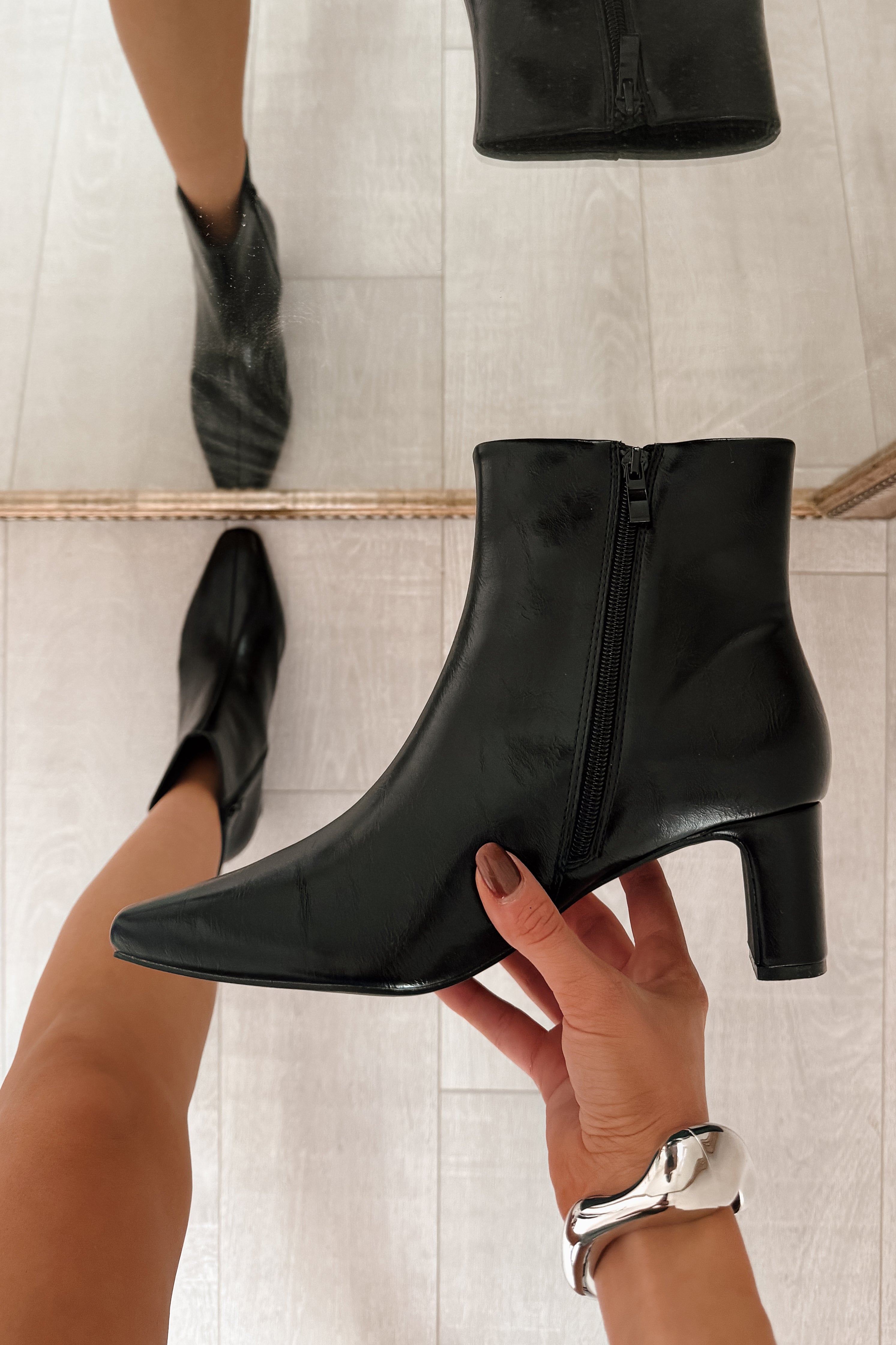 Starlet Status Glossy Pointed Toe Booties (Black) - NanaMacs