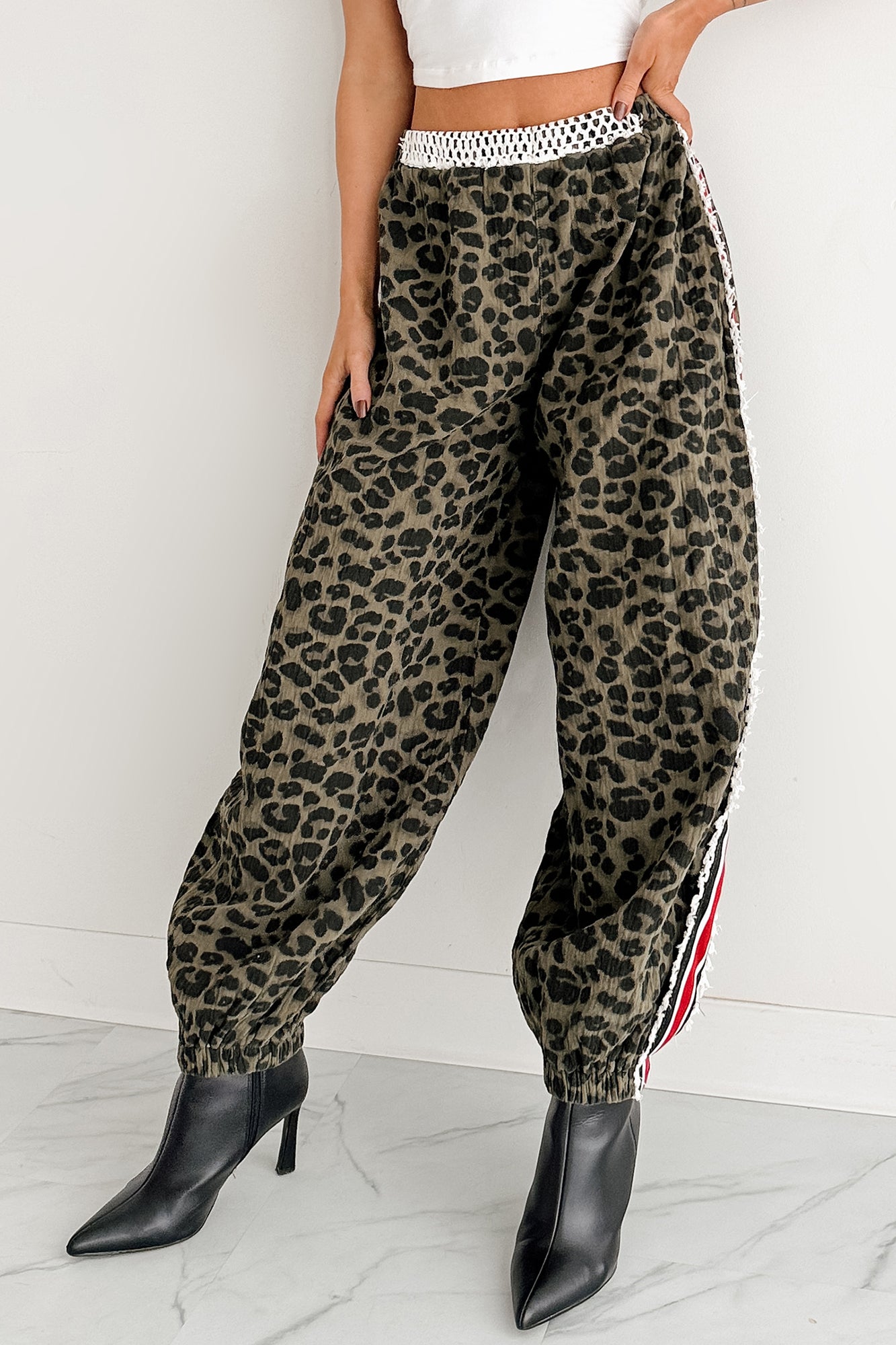 Diva On Dial POL Side Stripe Leopard Joggers (Olive Leopard)