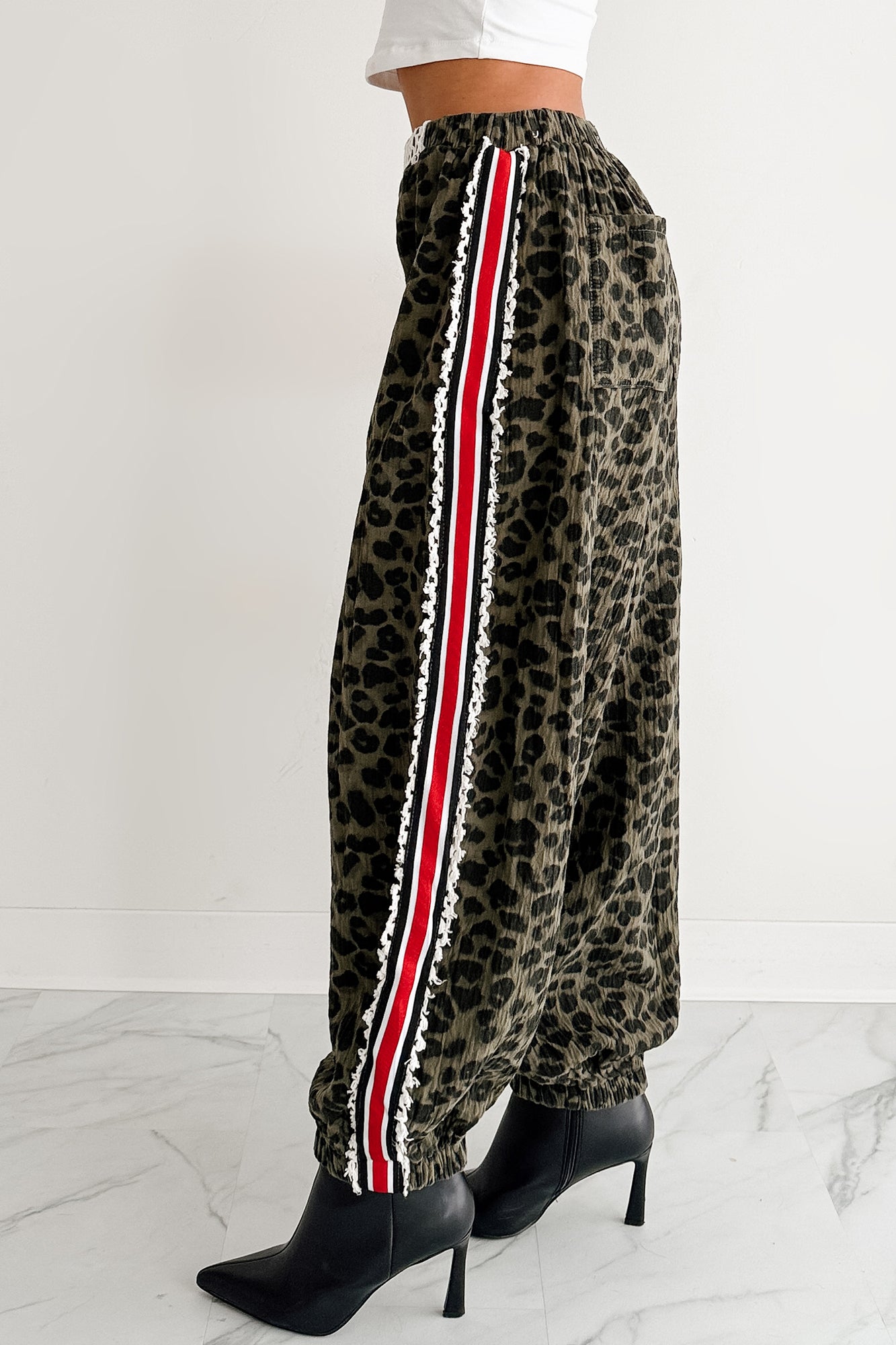 Diva On Dial POL Side Stripe Leopard Joggers (Olive Leopard)
