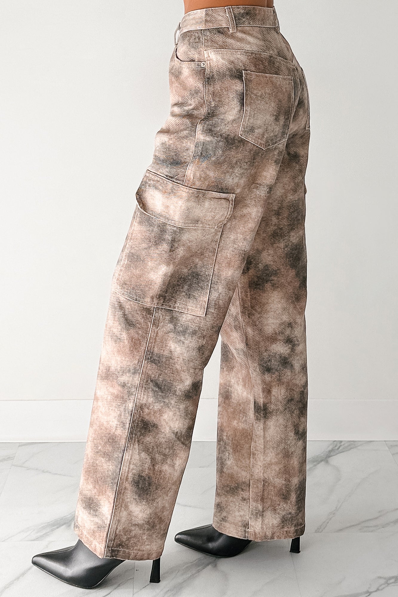 Edgy Attitude Smokey Print Cargo Jeans (Taupe Grey) - NanaMacs