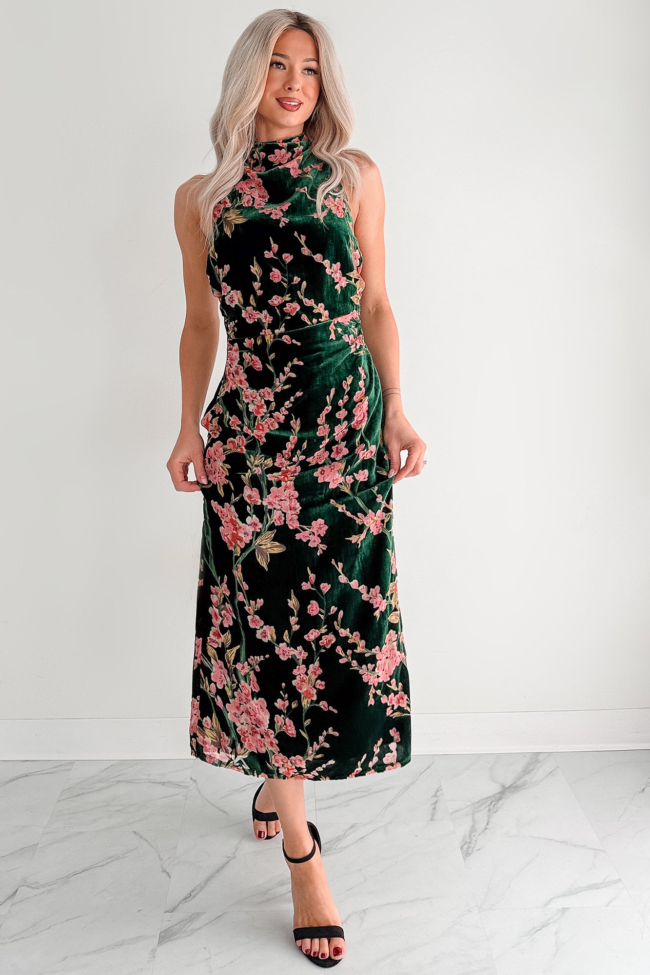 Women's Without You Velvet Cherry Blossom Midi Dress in Green Floral - Size M Women's Without You Velvet Cherry Blossom Midi Dress in Green Floral - Size M