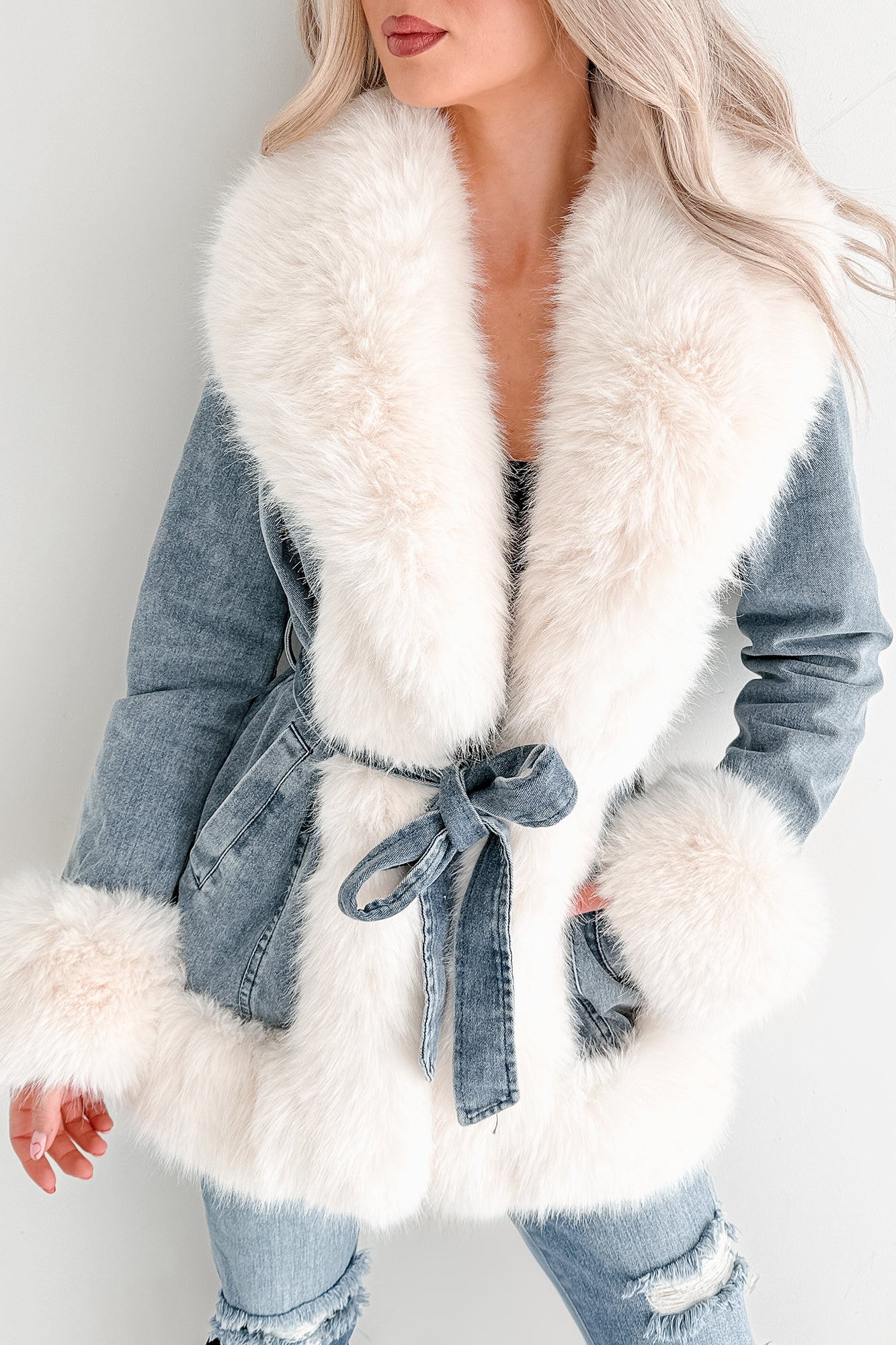 Ever So Chic Fur Trim Denim Jacket (Washed Blue) - NanaMacs