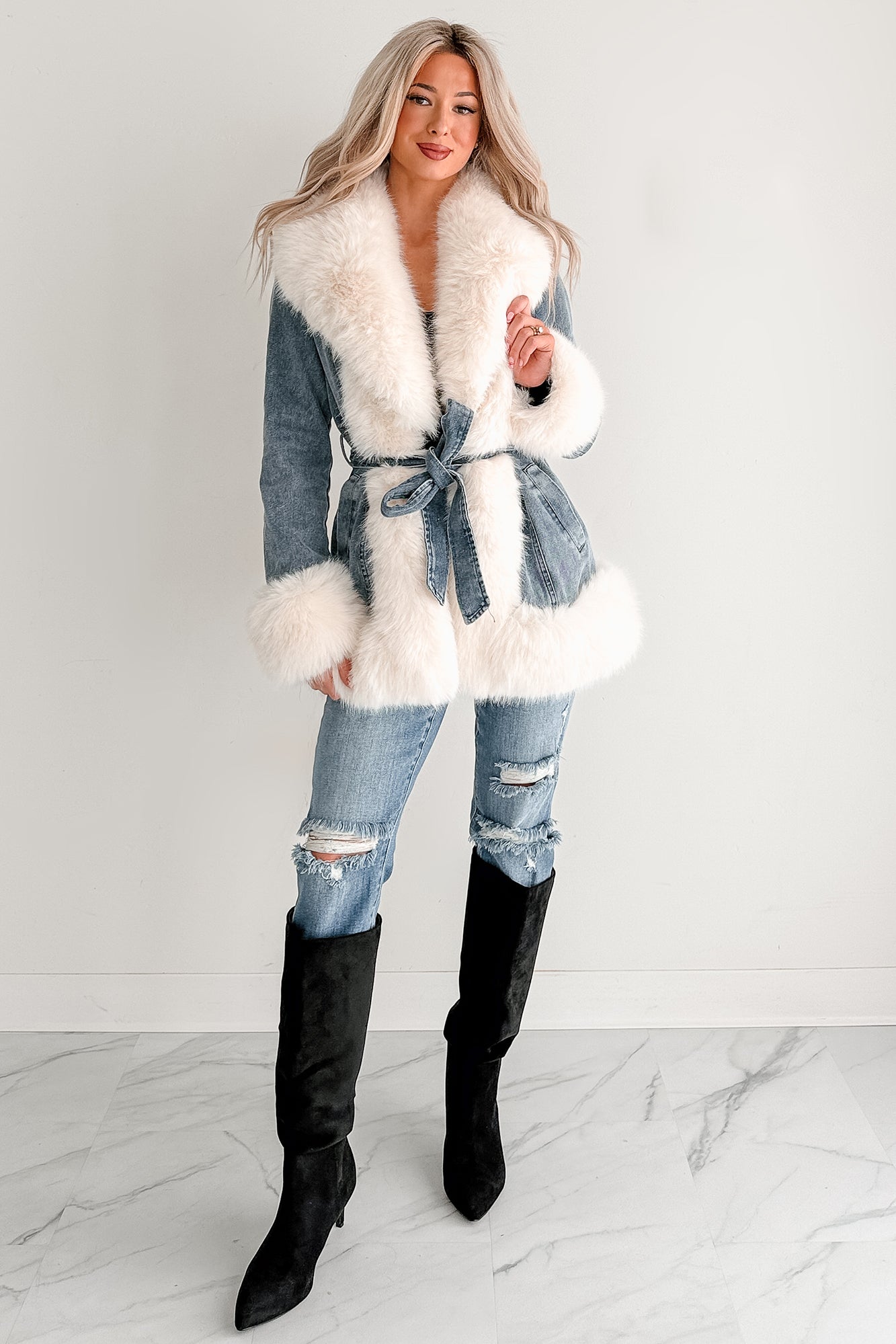 Ever So Chic Fur Trim Denim Jacket (Washed Blue) - NanaMacs
