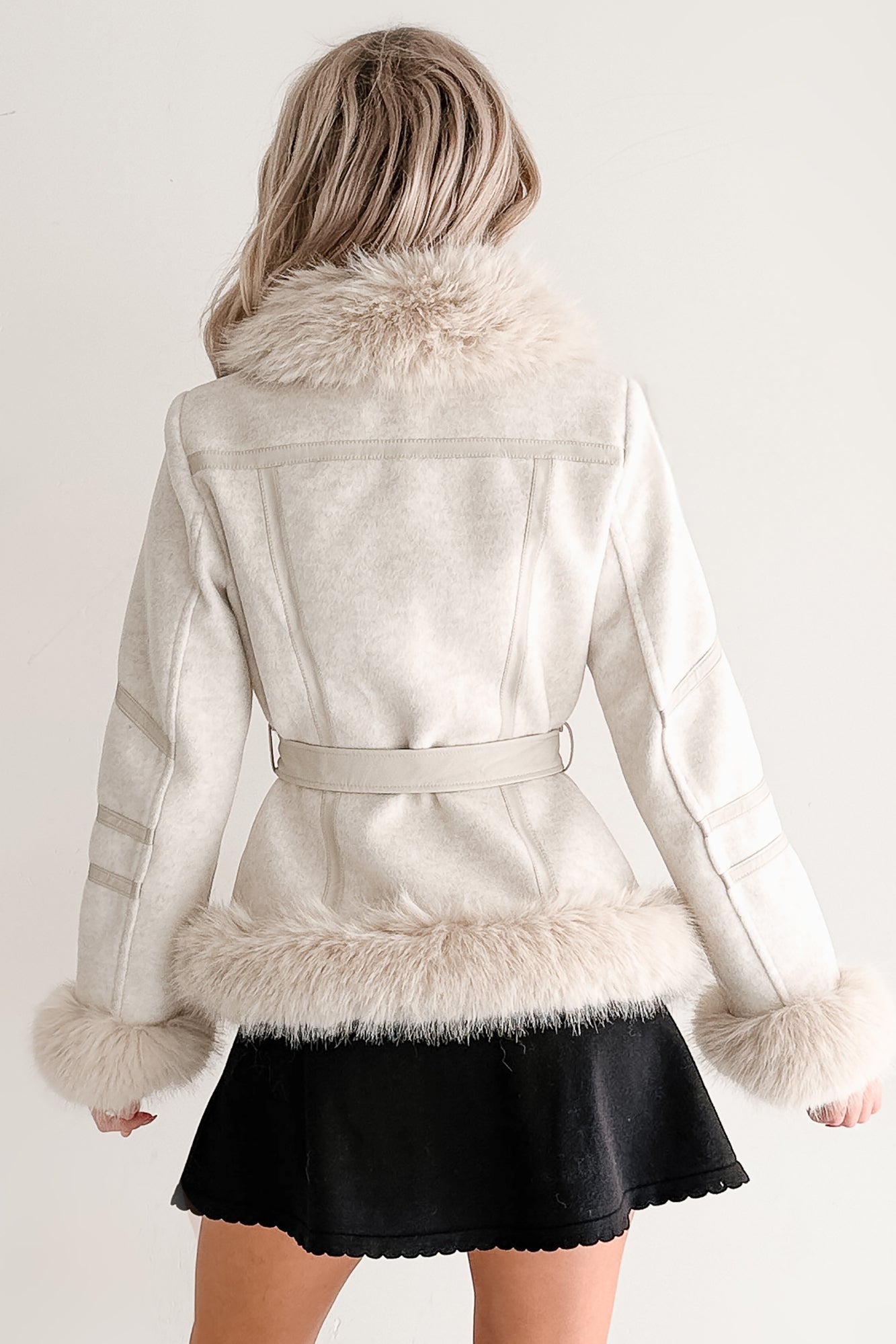 Chic Momentum Faux Fur Fleece Tie Coat (Oatmeal)