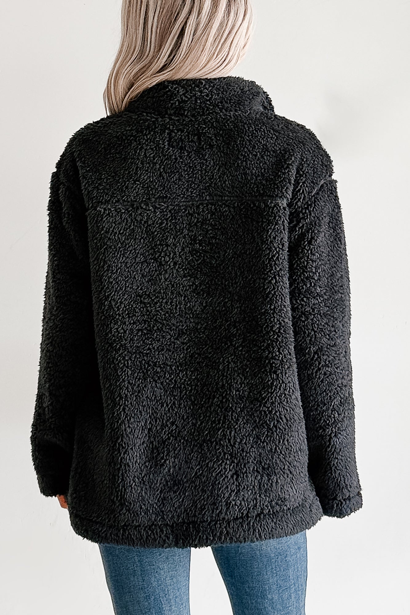 Blanket Bliss Oversized Fleece Pullover (Black) - NanaMacs