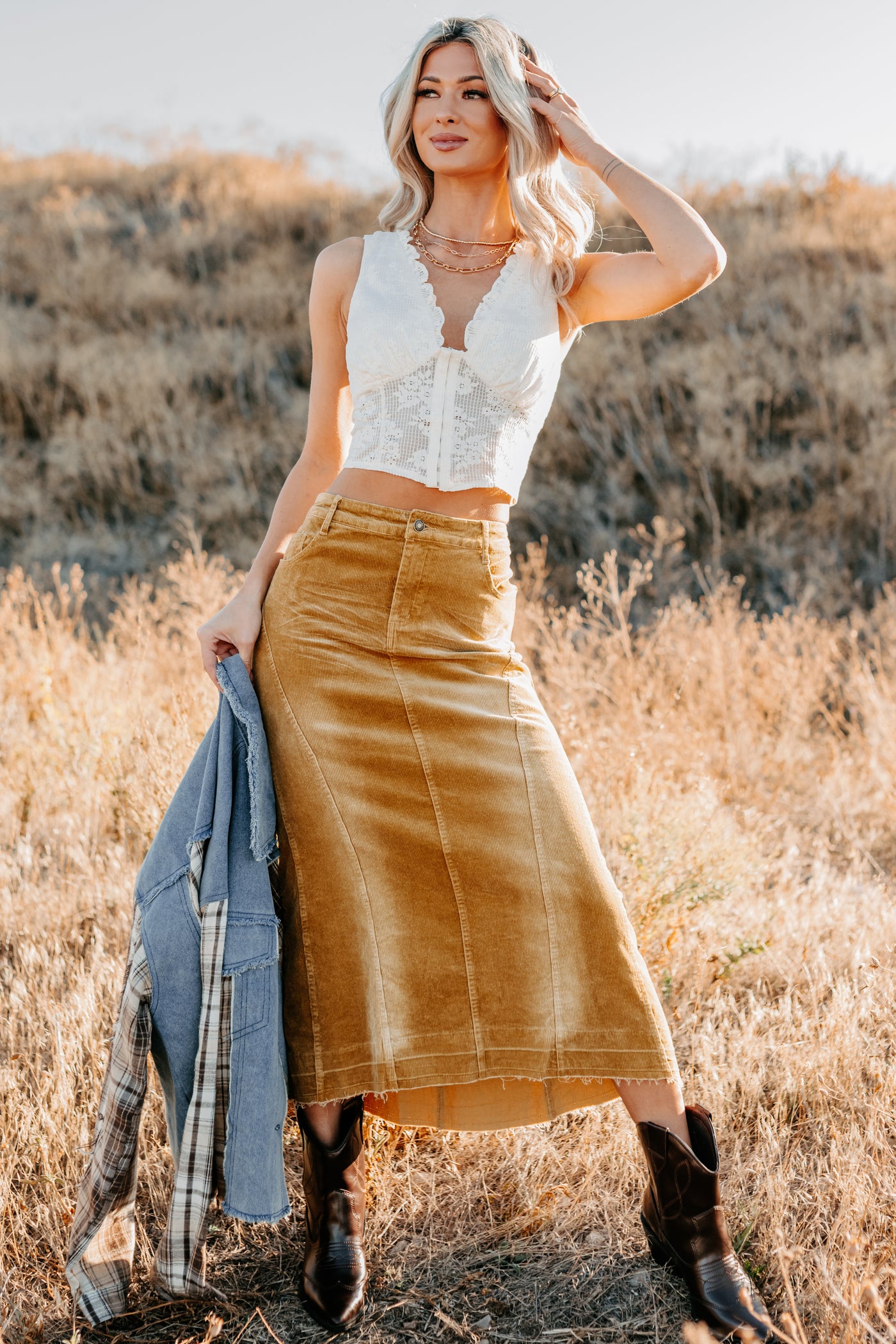 Dream In Gold Sleeveless Floral Lace Top (Cream) - NanaMacs