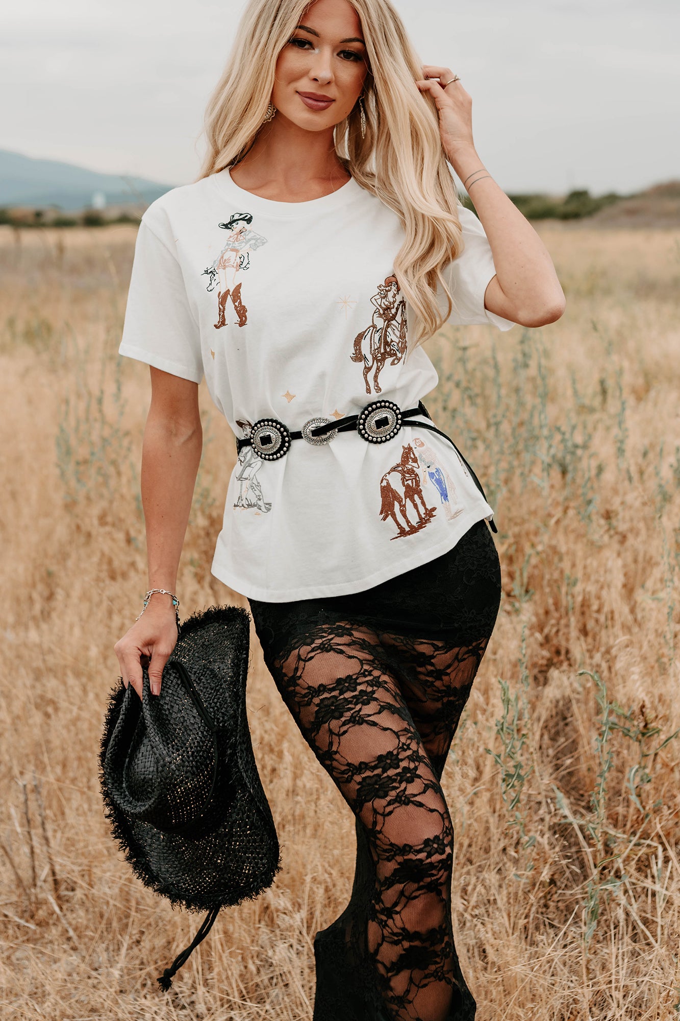 Southern Skies Embroidered Graphic Tee (Off White) - NanaMacs