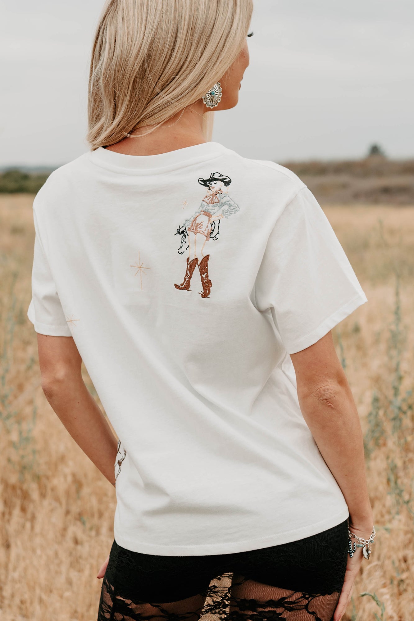 Southern Skies Embroidered Graphic Tee (Off White) - NanaMacs