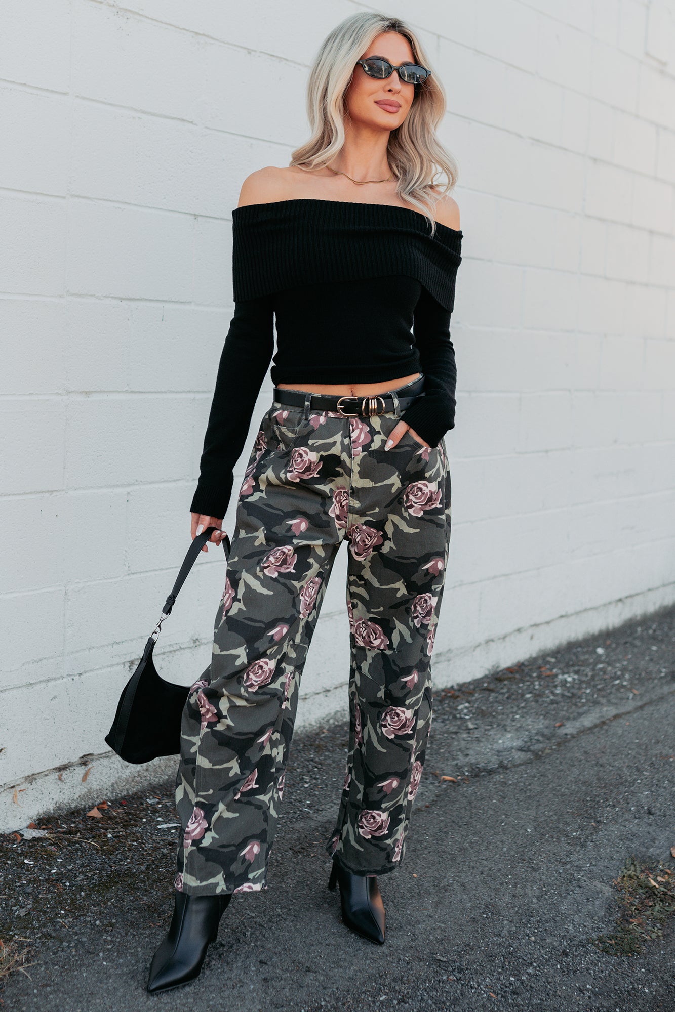 Cover Me In Roses Floral Barrel Jeans (Camo) - NanaMacs