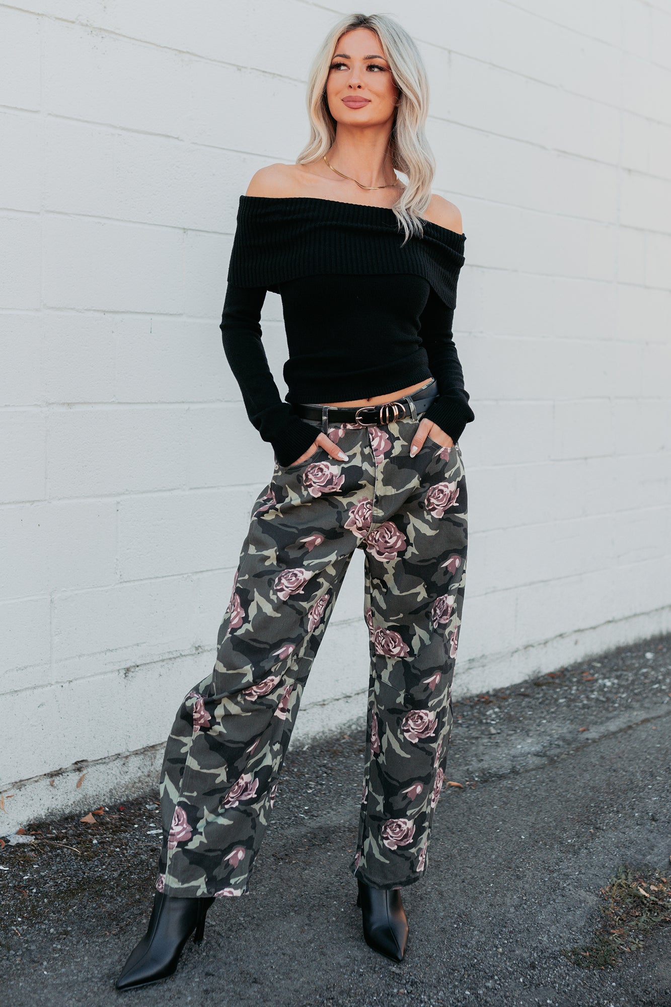 Cover Me In Roses Floral Barrel Jeans (Camo) - NanaMacs