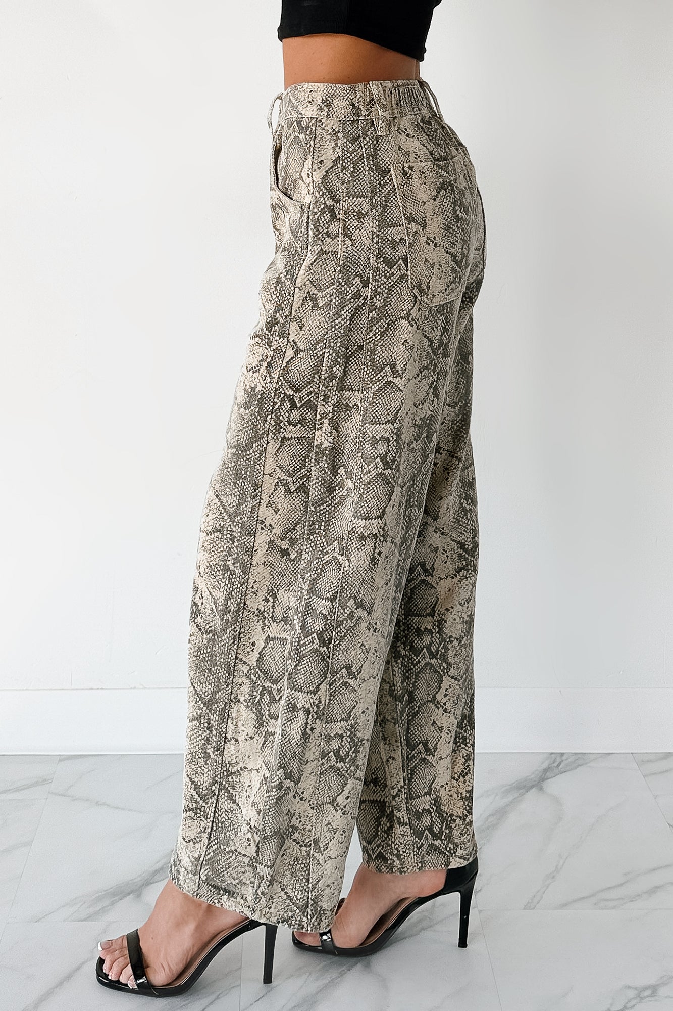 Hale Barrel Leg Very J Animal Print Jeans (Beige Snake) - NanaMacs