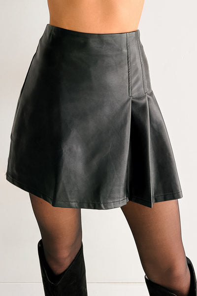 It Girl Status Faux Leather Mini Skirt (Black)