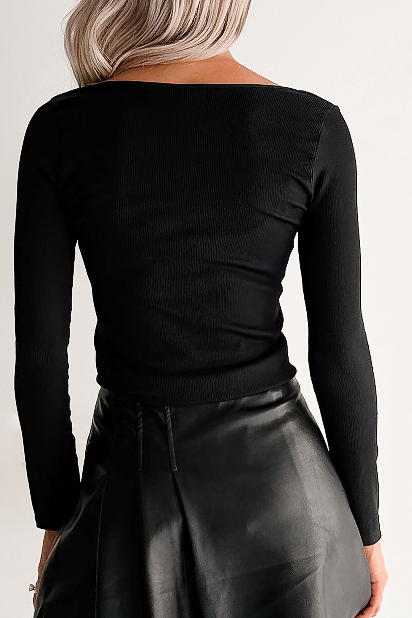 Natural Glow Scoop Neck Ribbed Top (Black) - NanaMacs