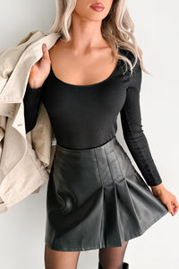 Natural Glow Scoop Neck Ribbed Top (Black) - NanaMacs