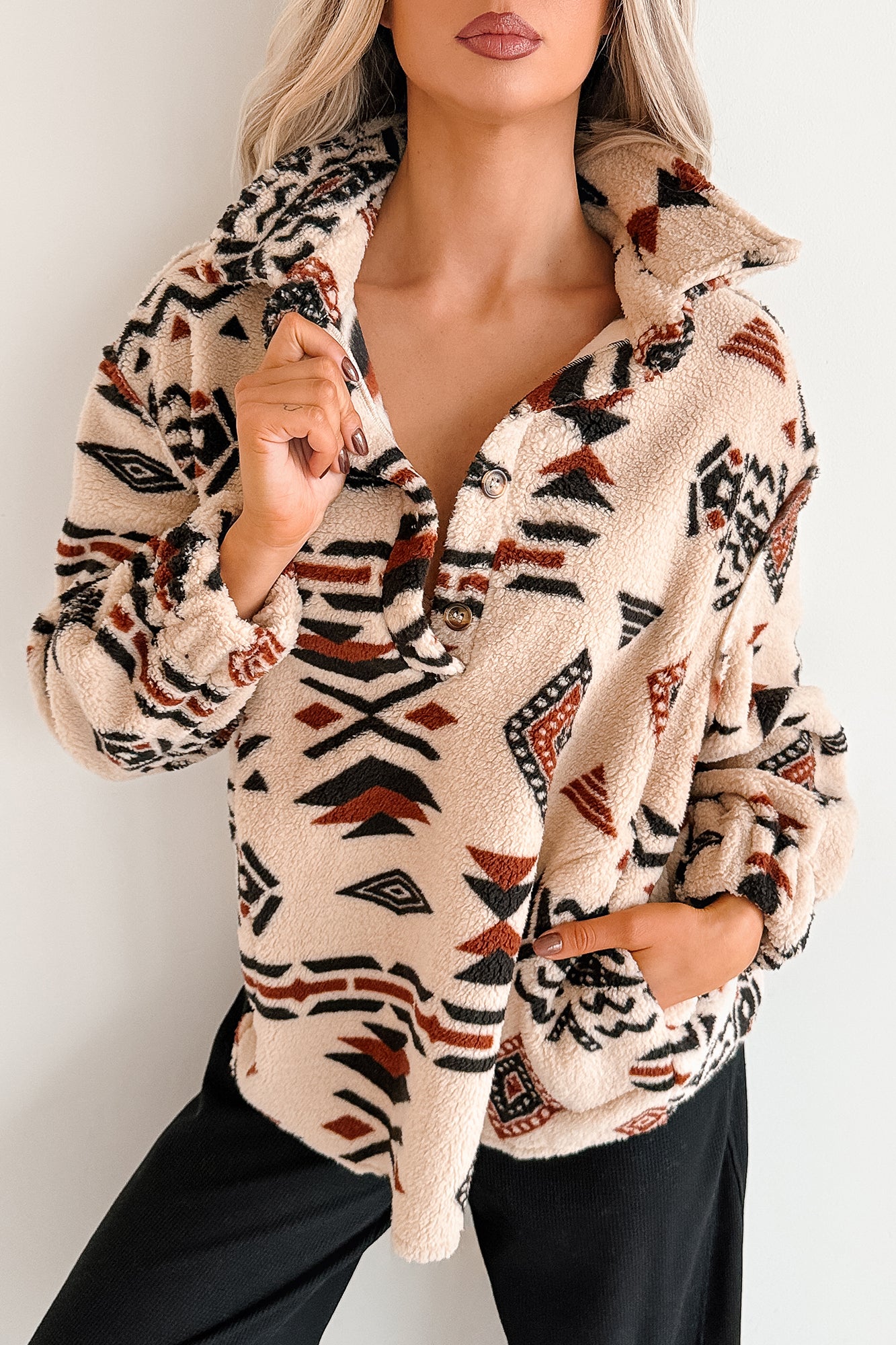 Cool Edge Aztec Sherpa Pullover (Beige/Multi) - NanaMacs