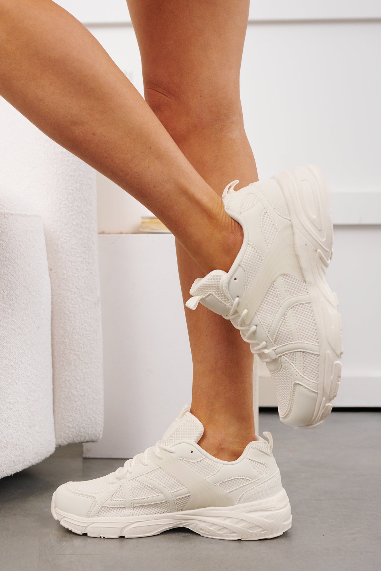 Set The Pace Lace-Up Chunky Sneakers (White) - NanaMacs