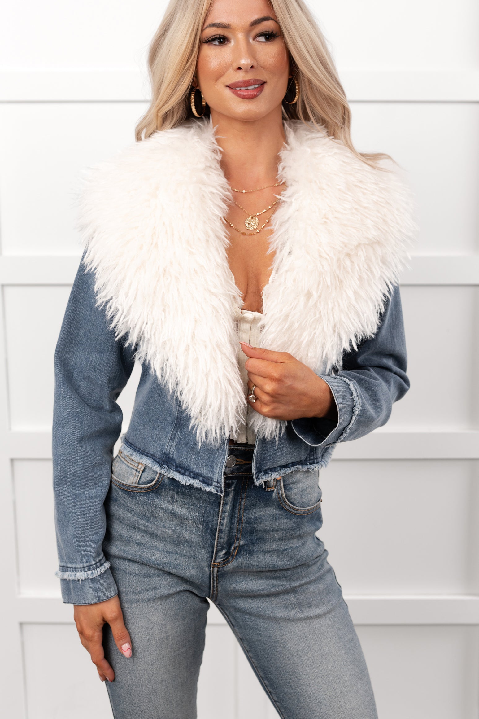 Unapologetic Glow Denim Fur Collar Jacket (Light Blue) - NanaMacs
