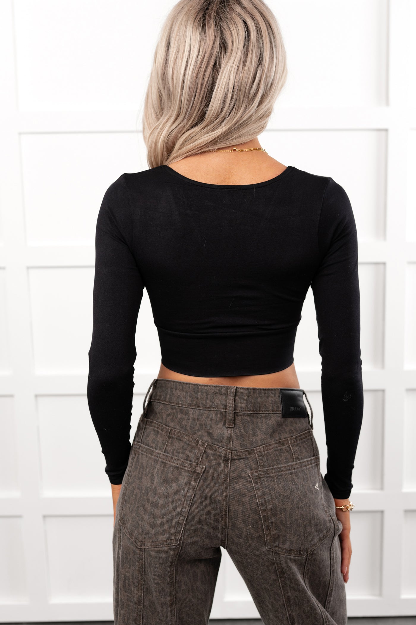 Charming Chase V Neck Crop Top (Black) - NanaMacs
