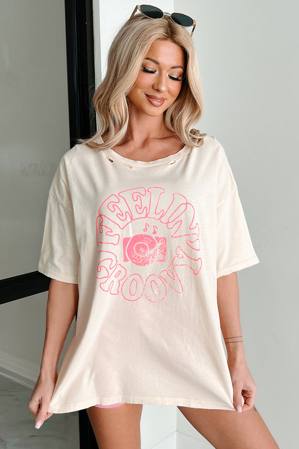 "Feelin' Groovy" Distressed Graphic T-Shirt (Vanilla) - NanaMacs