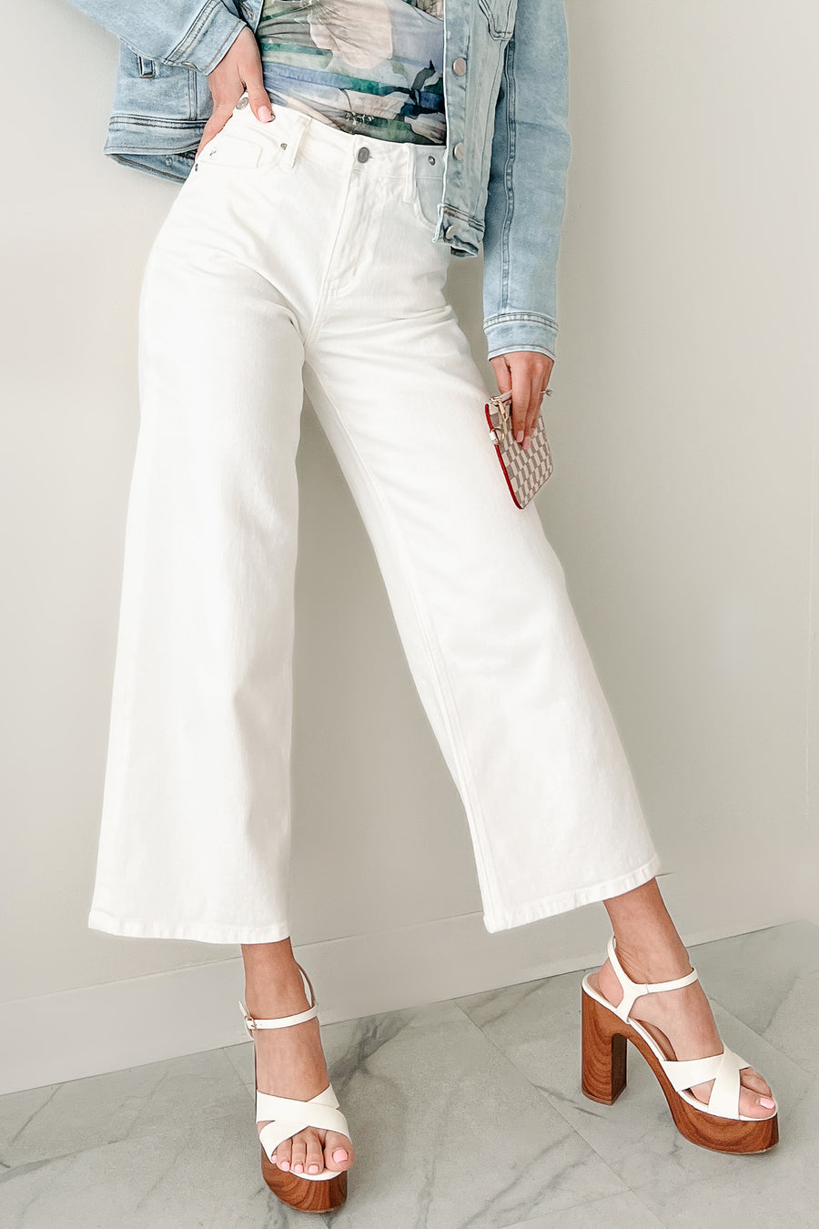 Caruso High Rise Wide Leg Kancan Crop Jeans (White)