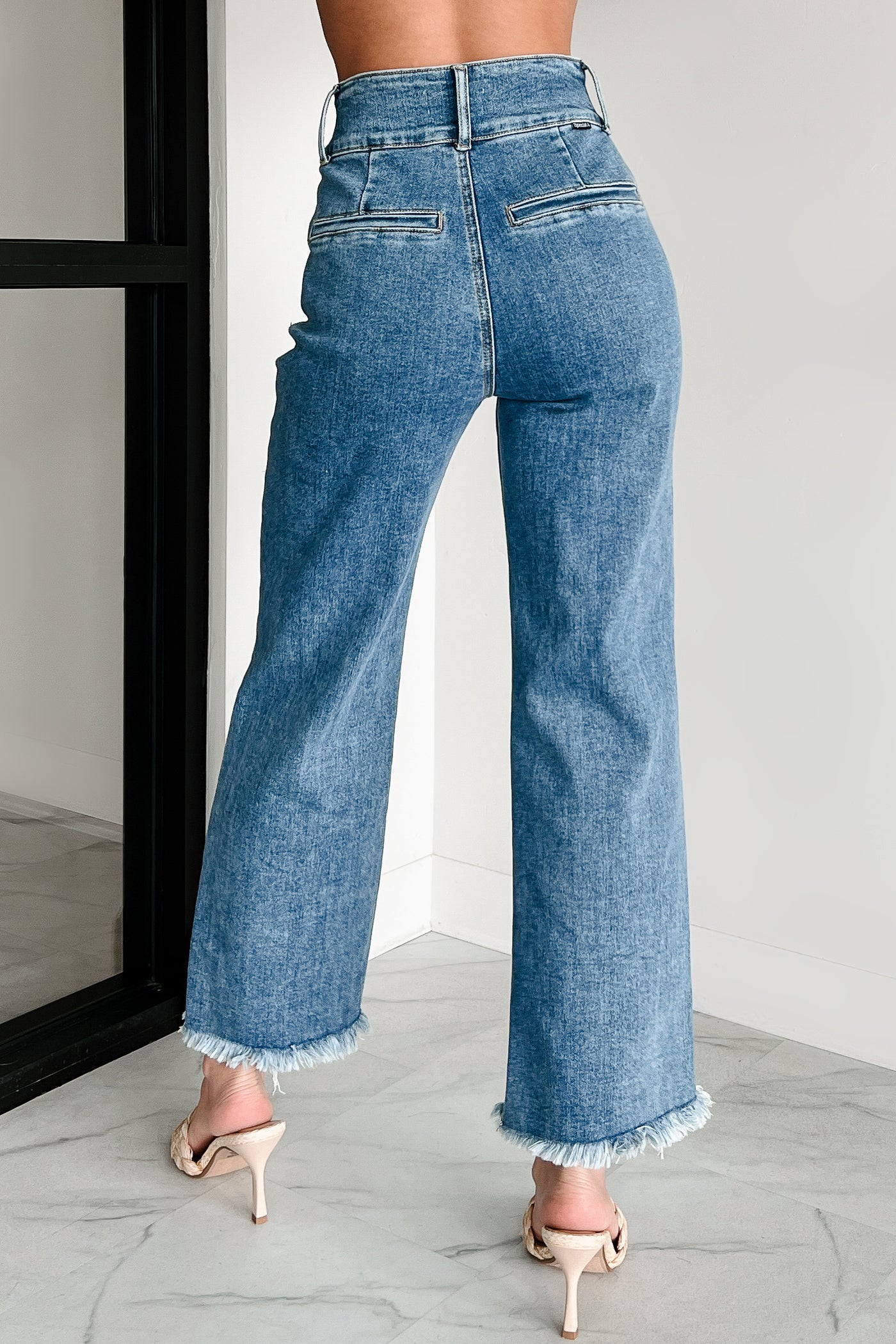 Harris High Rise Special A Frayed Hem Straight Leg Jeans (Medium) - NanaMacs