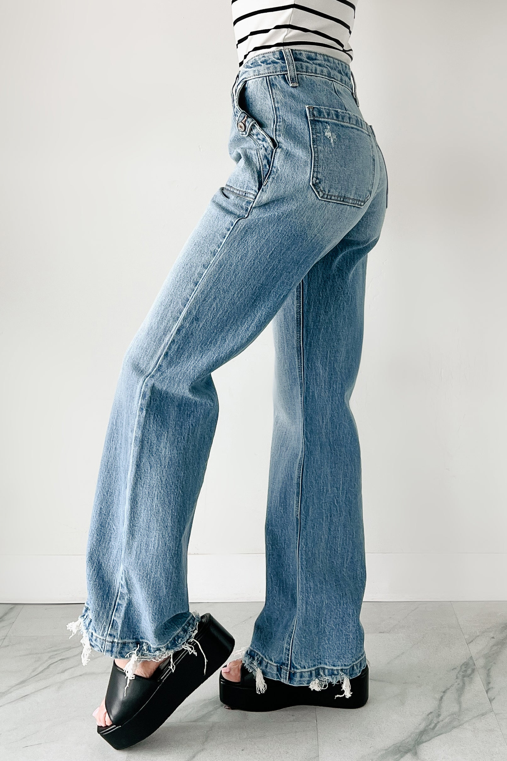 Fitzgerald High Rise Wide Flare Kancan Jeans (Medium) - NanaMacs