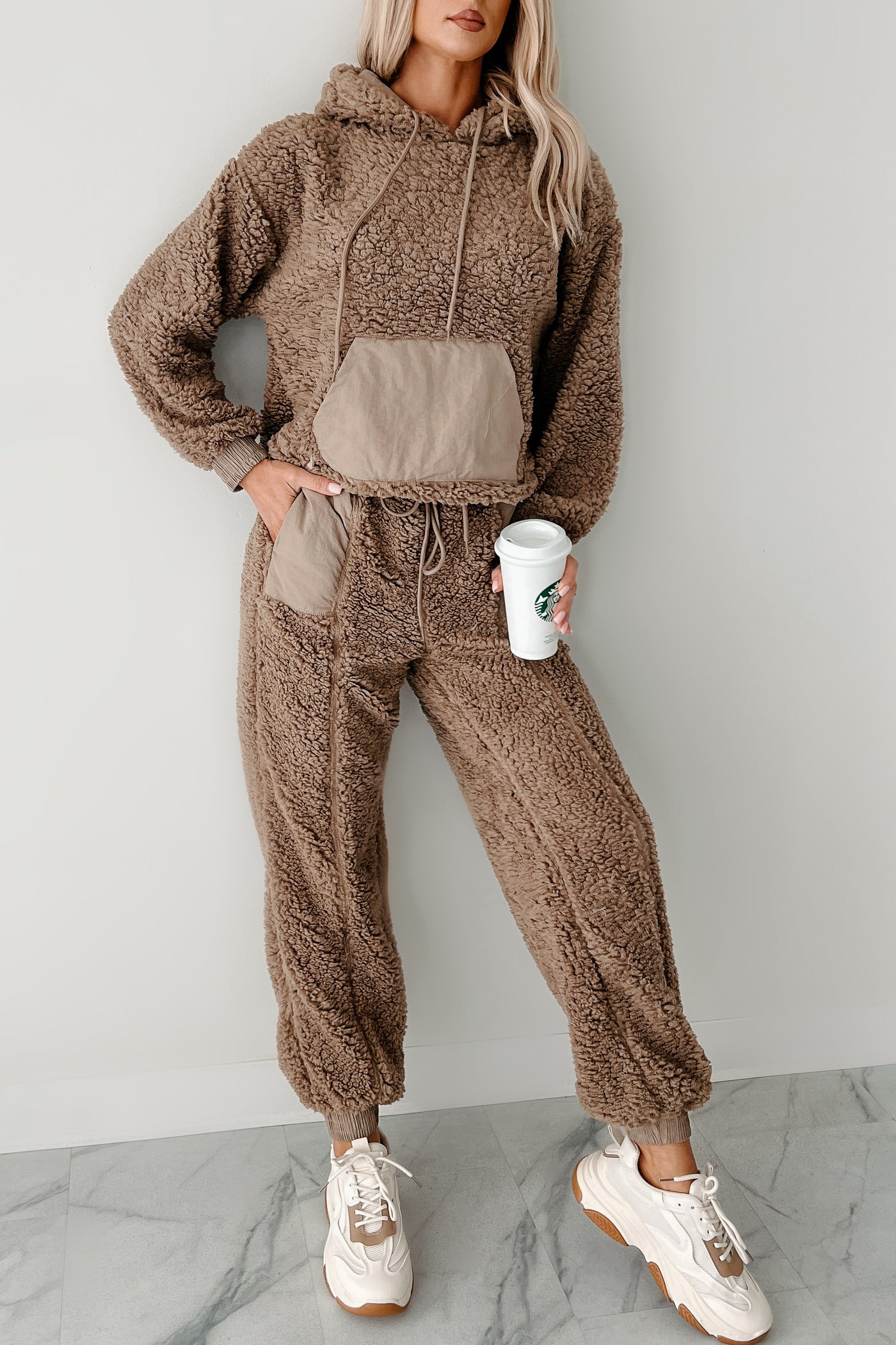 Cuddling Up Two Piece Fleece Lounge Set (Mocha)