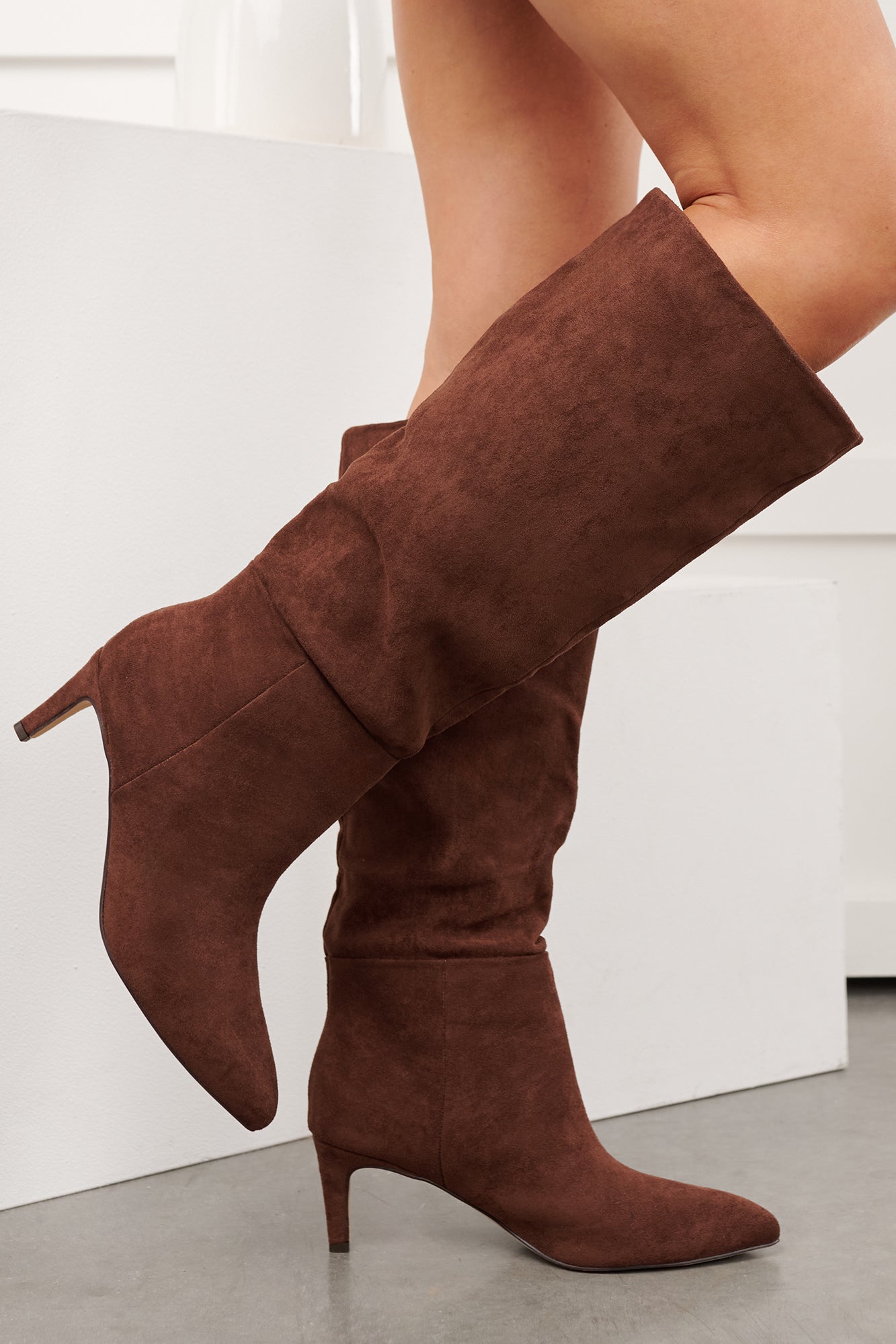 Corporate Chic Kitten Heel Faux Suede Boots (Brown)