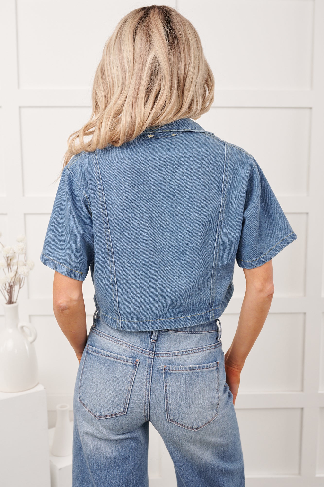 Outlaw Blues Button Up Short Sleeve Top (Medium Denim)